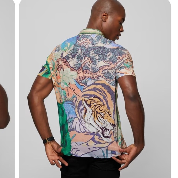 Men’s Guess Tiger Eco Bonsai Button Front Short Sleeve Button Down Shirt Small - Picture 4 of 11